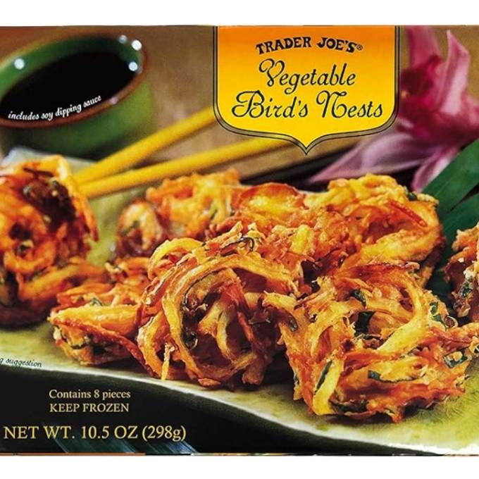6 pack of Trader Joe's vegetable bird's nest with soy dipping sauce