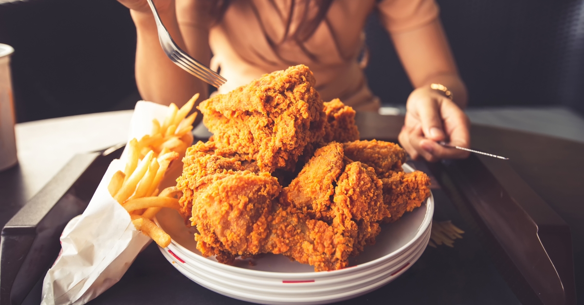 close up fried chicken