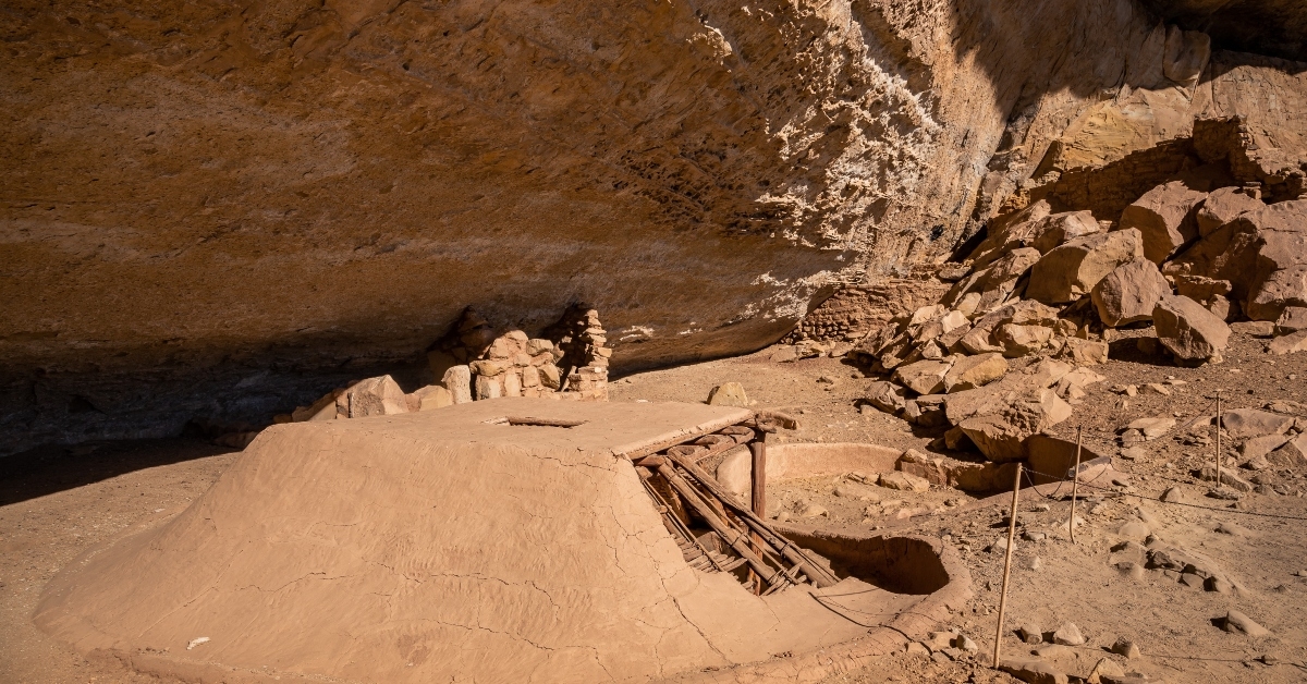 step house cliff dwellings