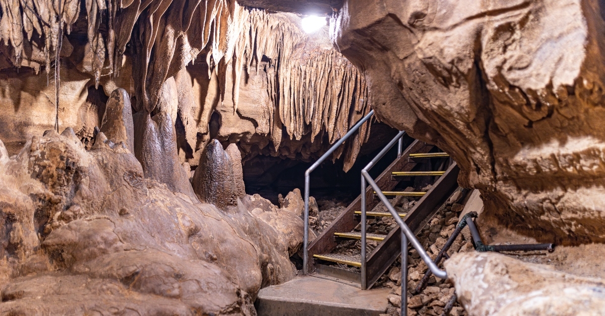 cristal onyx cave