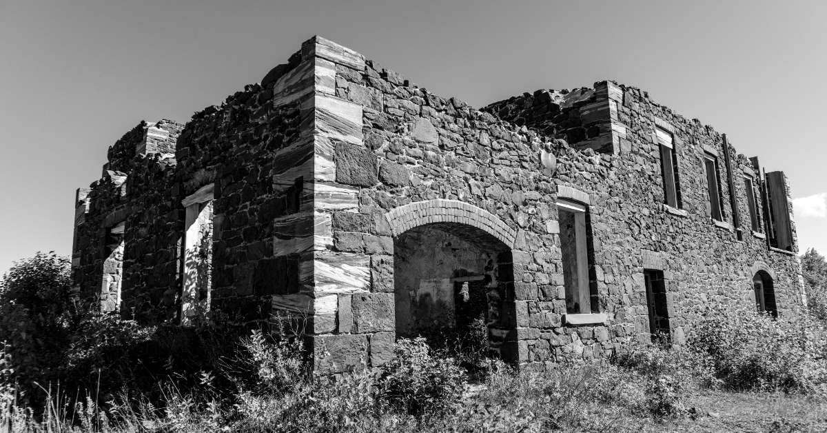 old quincy mine building