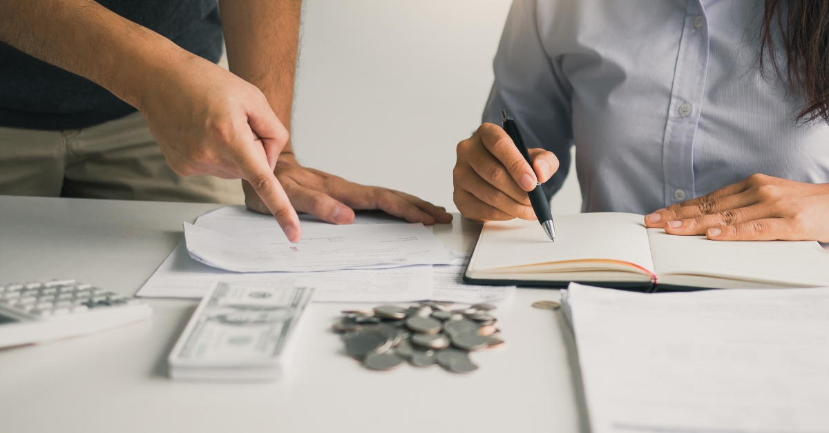 analyzing expenses