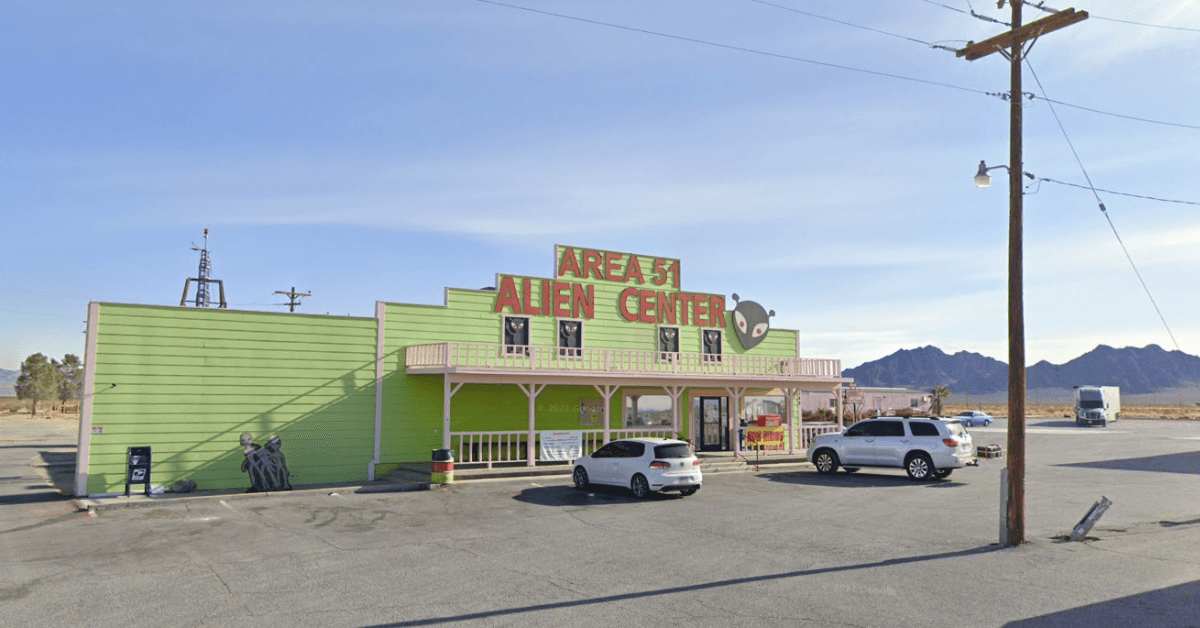 area 51 alien center