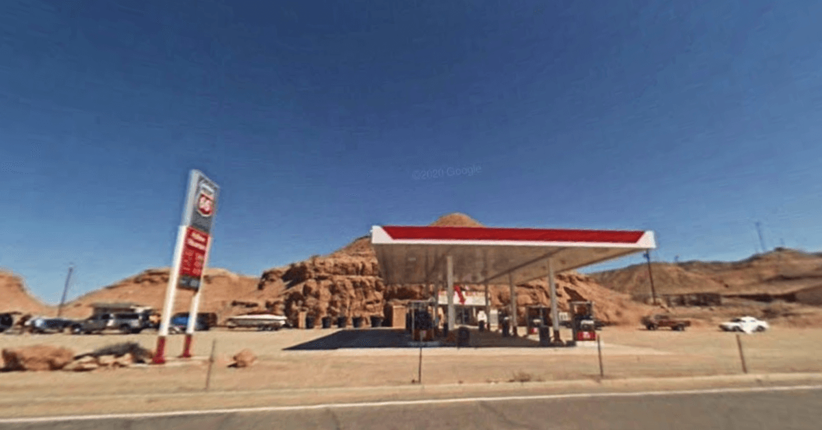 hollow mountain gas station