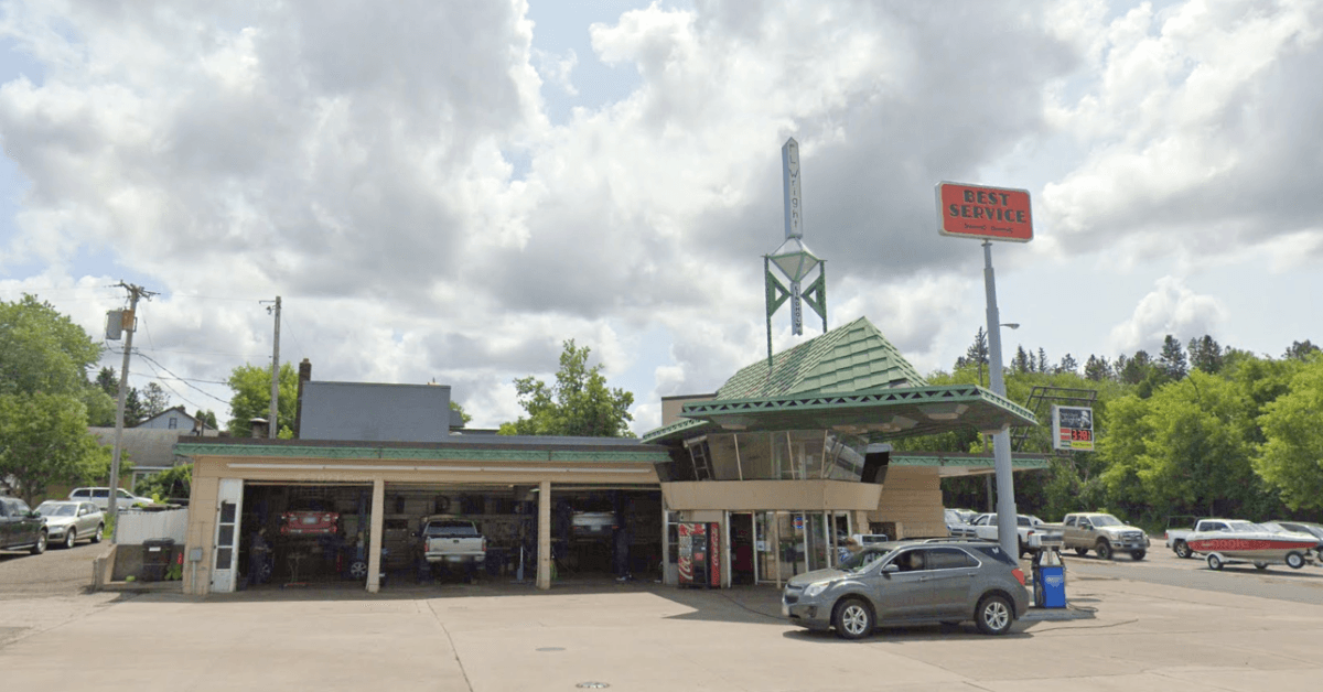 minnesota lindholm service station