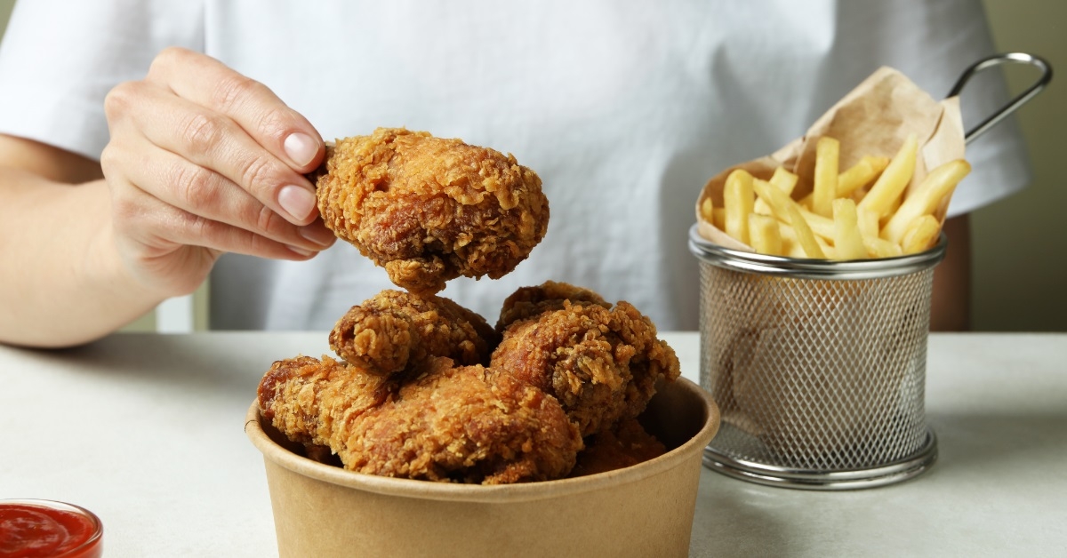 fried chicken bucket with fries