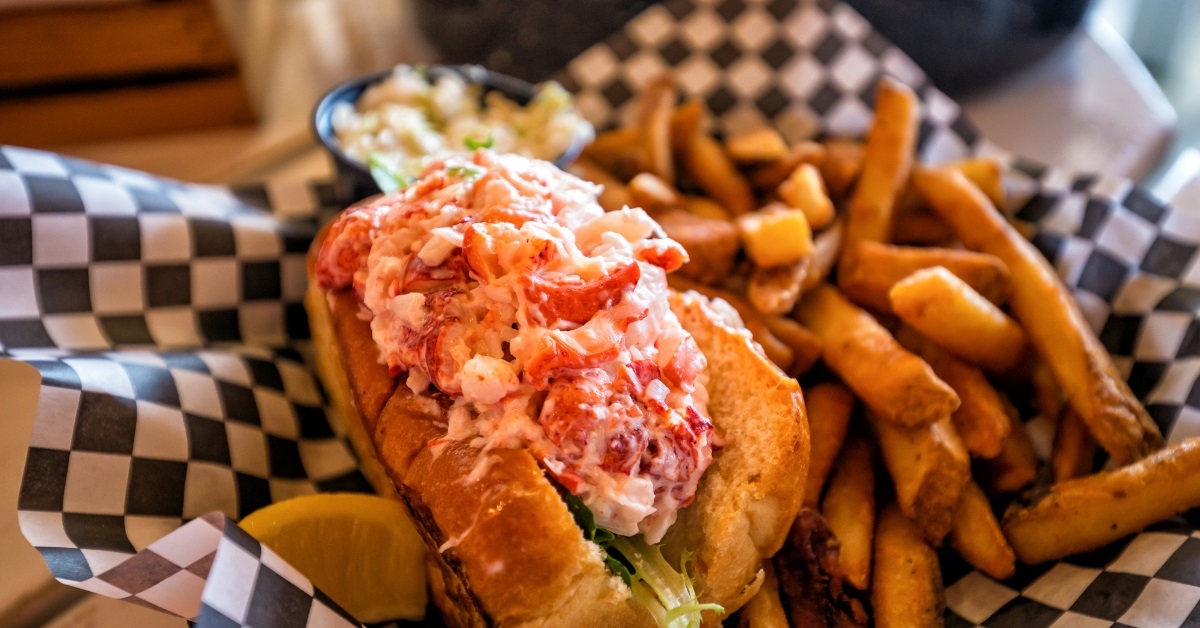 Maine lobster roll