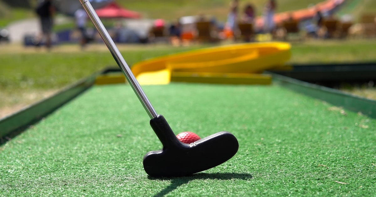 mini golf with red ball