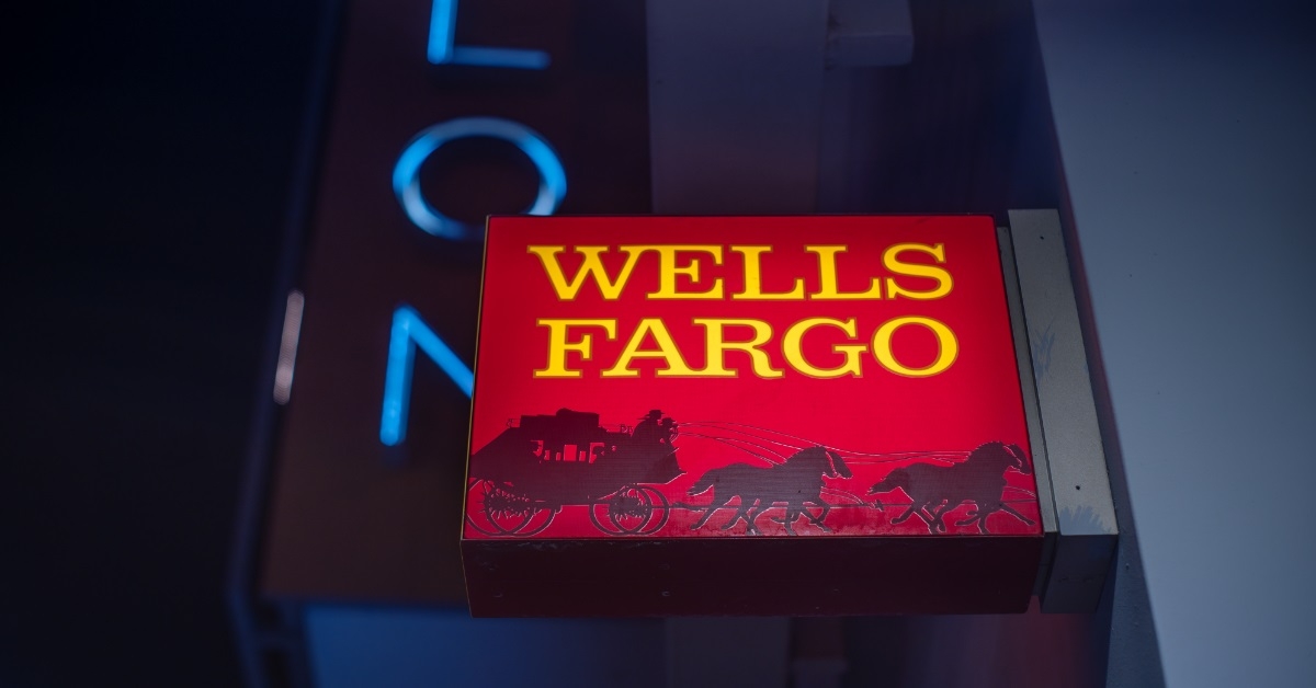 Wells Fargo bank logo sign