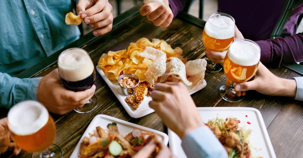 men drinking beer