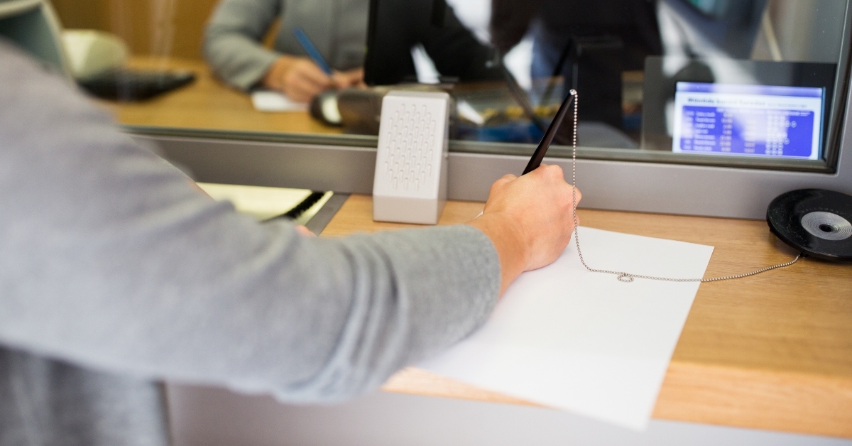 customer writing application