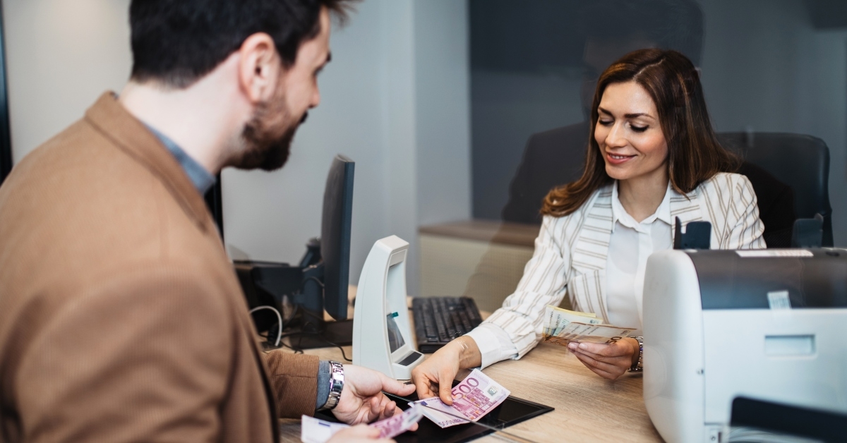 woman working in exchange office