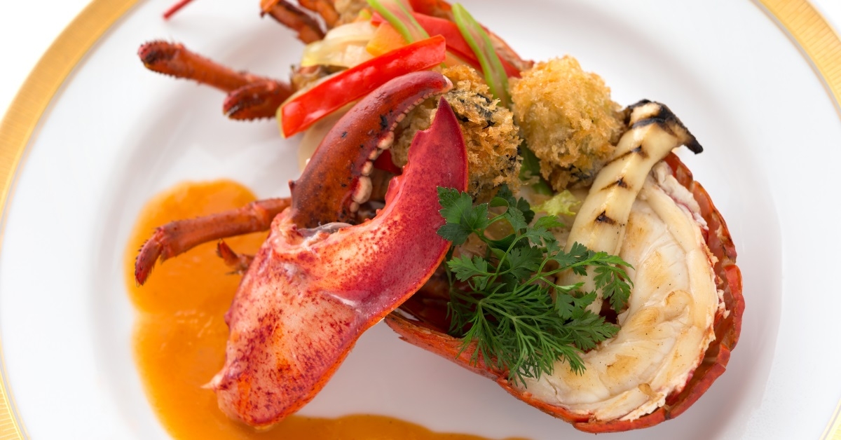 traditional chinese lobster dish