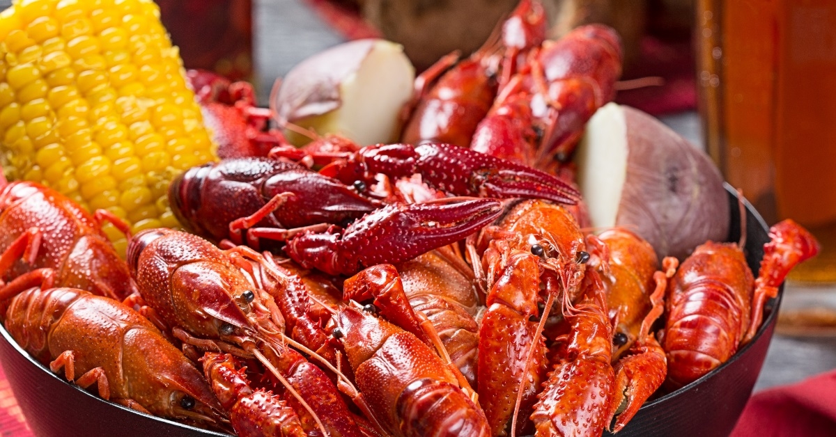 creole style crawfish boil with corn