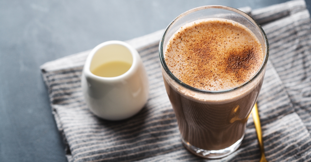 chai latte and milk