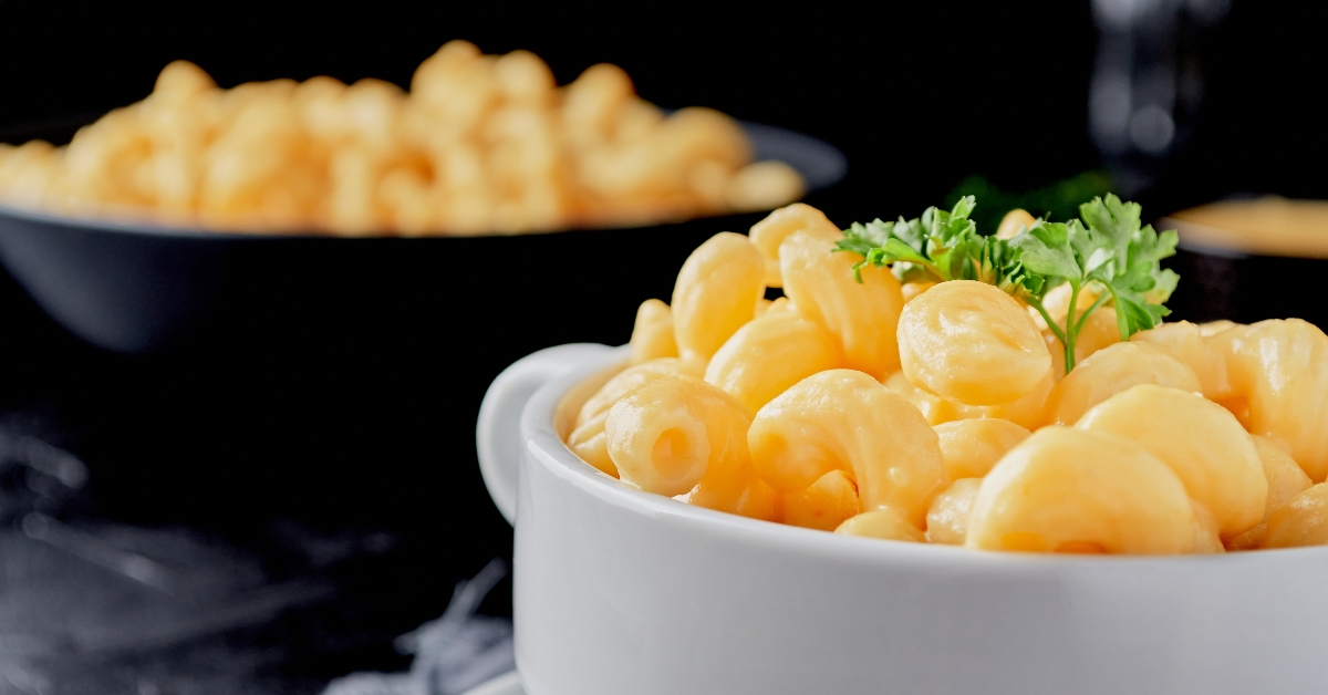 mac and cheese with vegan cheese