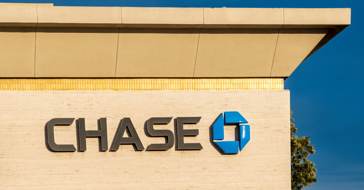 chase bank sign high
