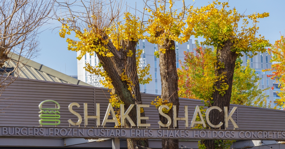 shake shack in japan