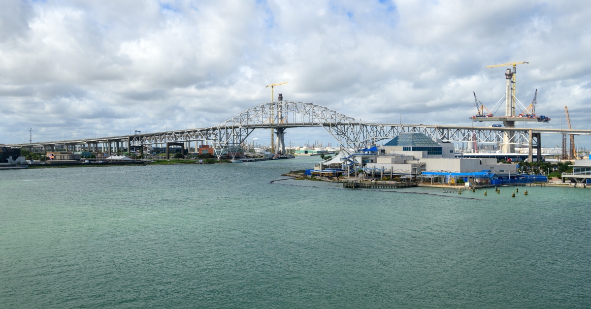 harbor bridge texas state aquarium