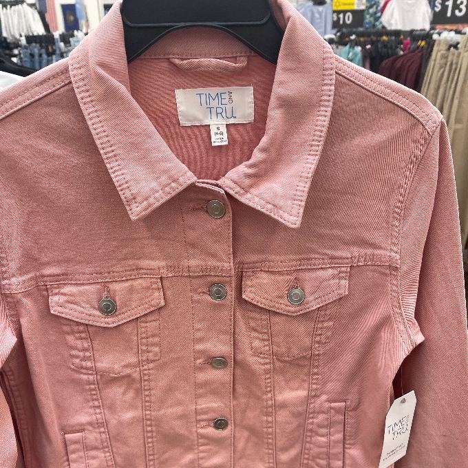Time and Tru Women’s Denim Jacket