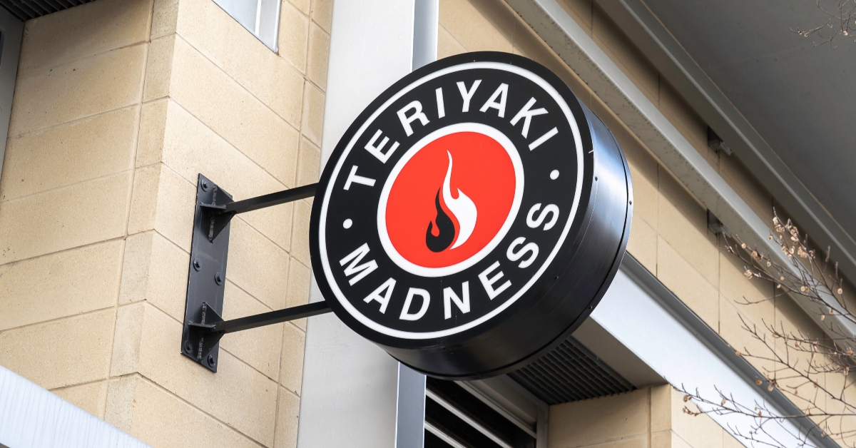 teriyaki madness restaurant sign