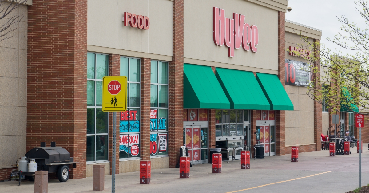 hy-vee grocery store