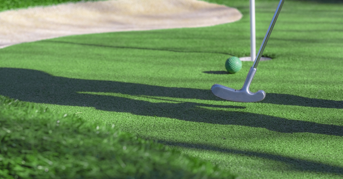 mini golf club