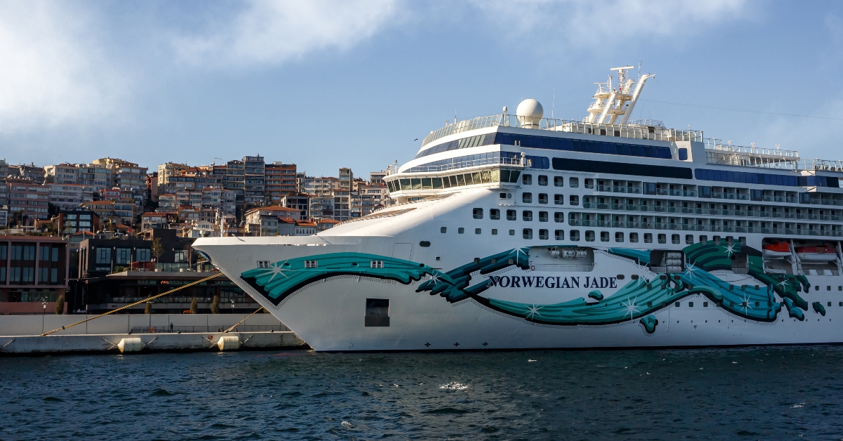 norwegian jade luxury cruise ship