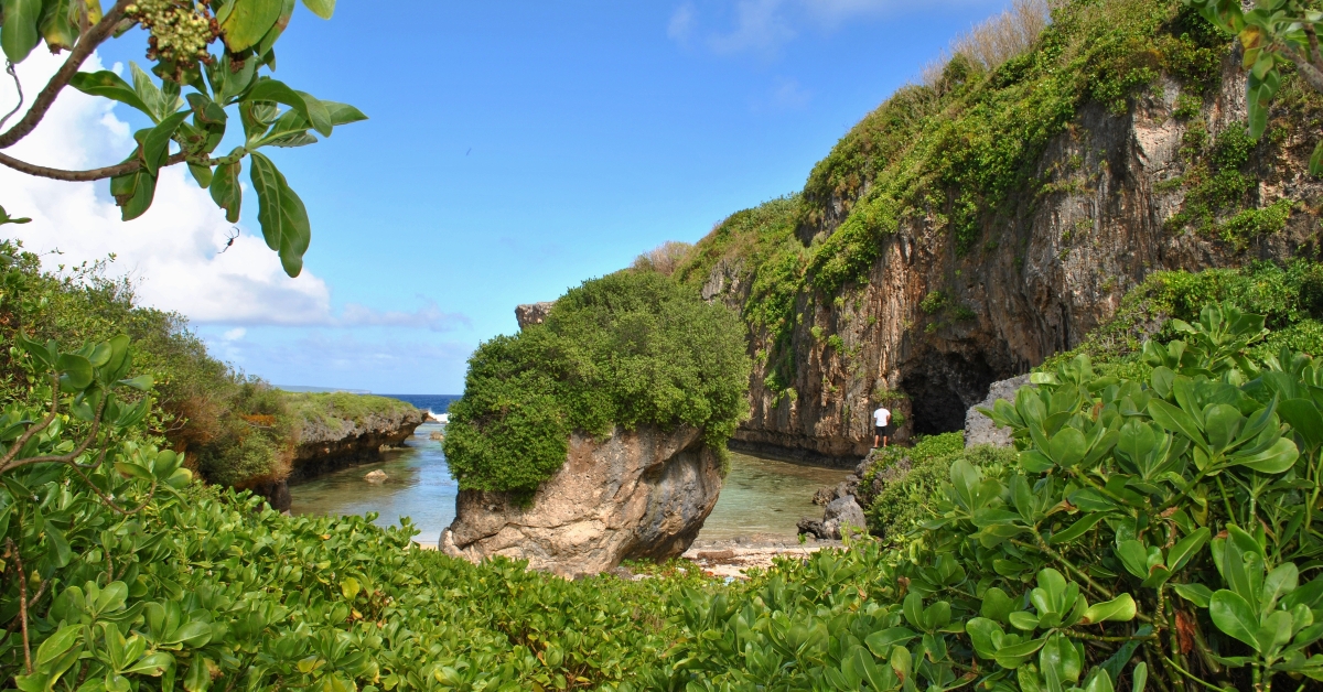 hidden cove and water inlet