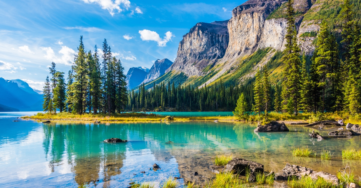 maligne lake jasper national park