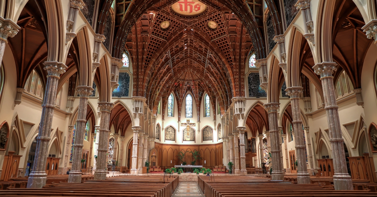 holy name cathedral in chicago