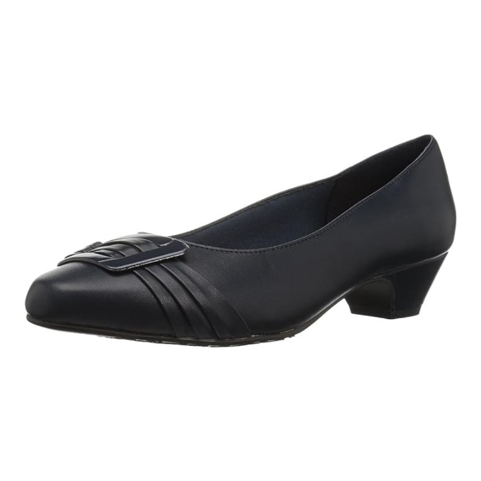 pleats be with you pumps