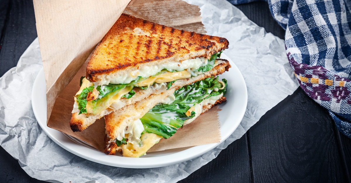 grilled sandwich with cheese
