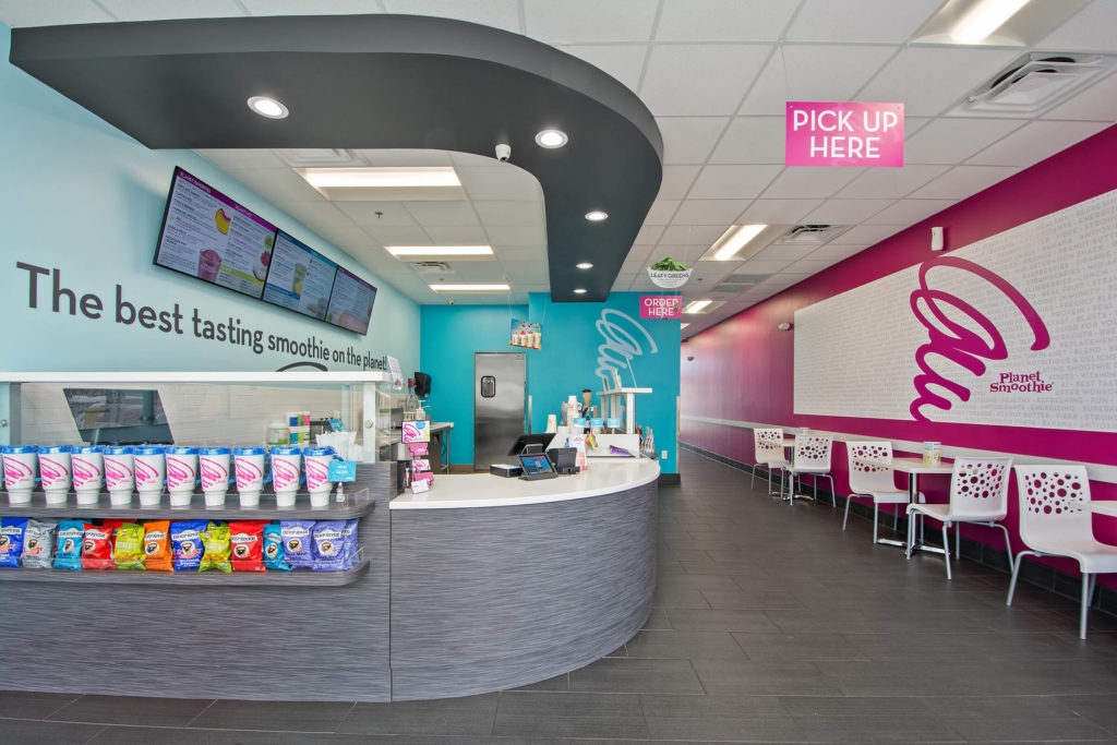 planet smoothie store intererior