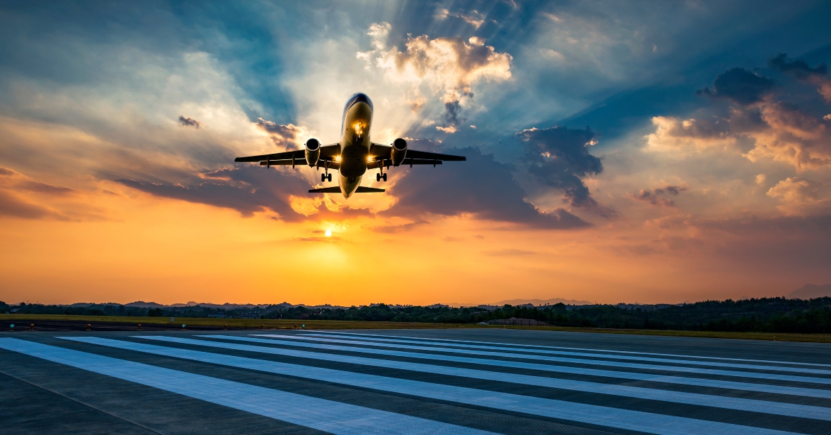 passenger plane fly up