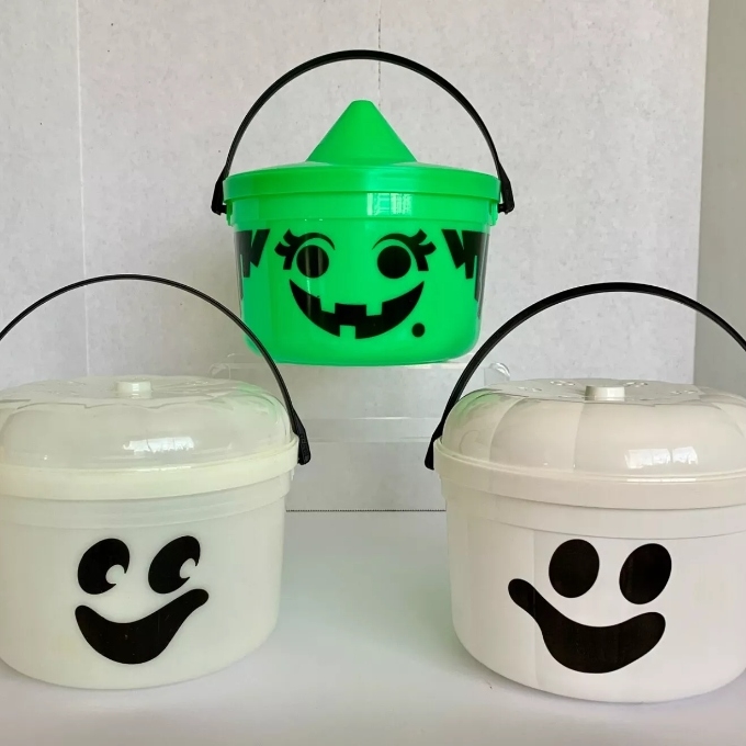 boo-buckets