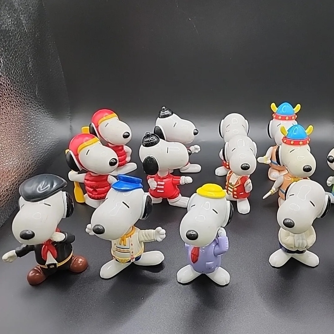 snoopys-world-tour