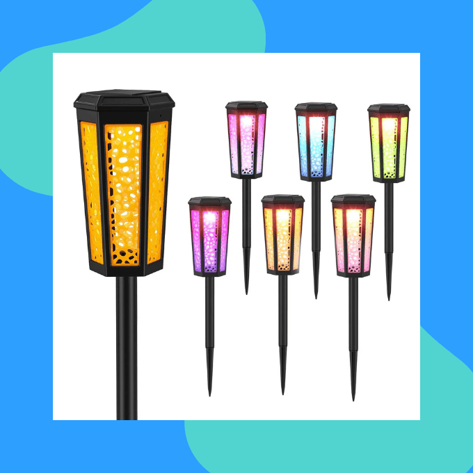 Solar powered landscape lights