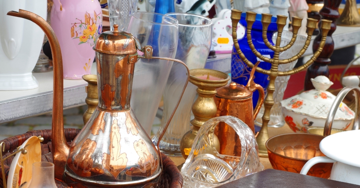 decorative objects flea market