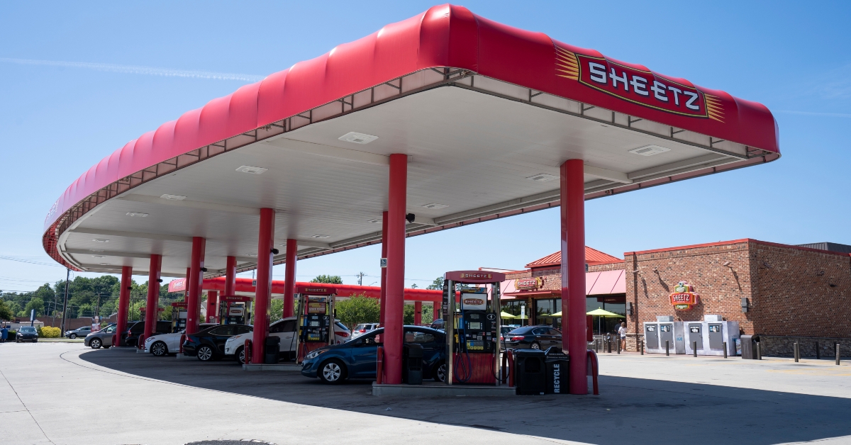 Sheet gas station