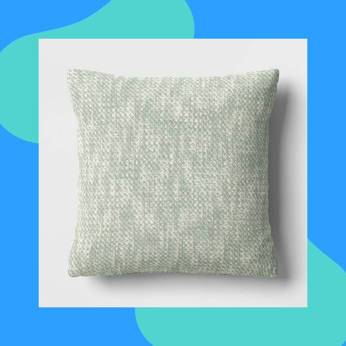 Throw pillow