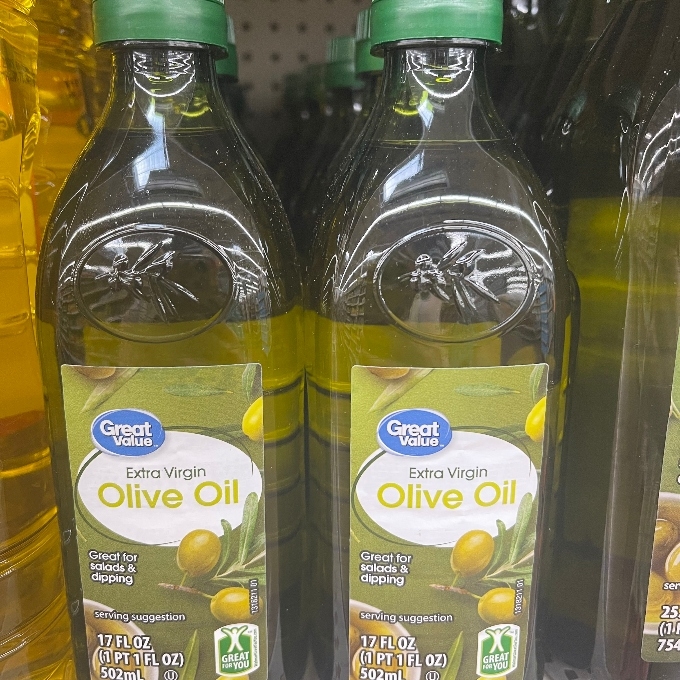 extra virgin olive oil bottles