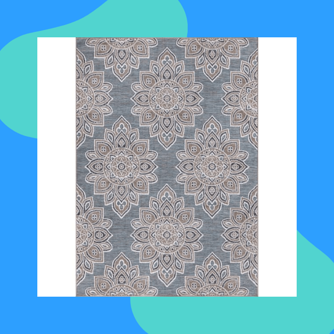 Indoor / outdoor rug