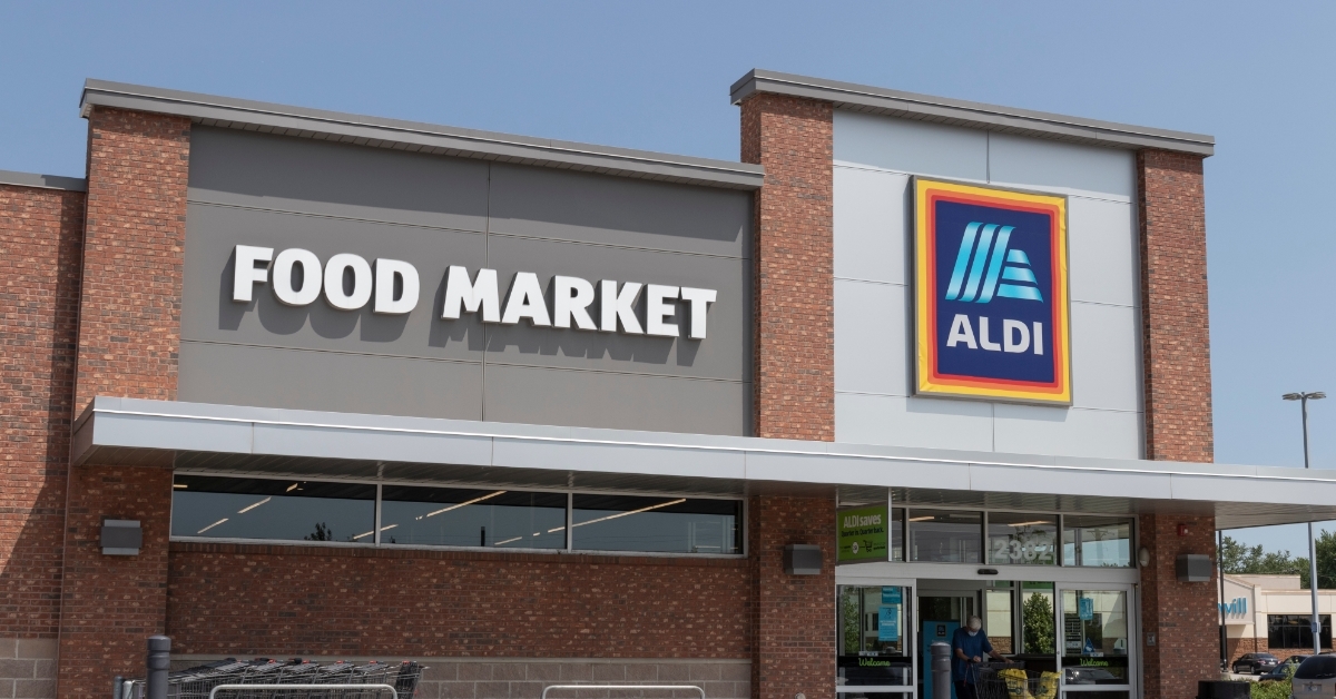 Aldi Discount Supermarket from outside
