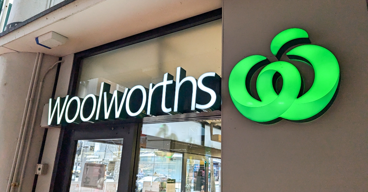 woolworths grocery supermarket sign