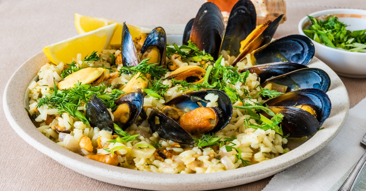 lemon rice with mussels