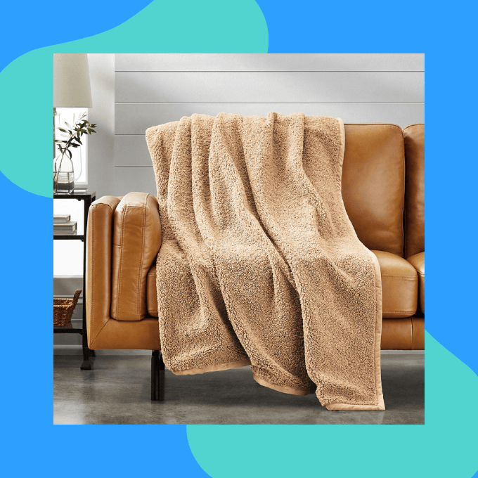 Throw blanket