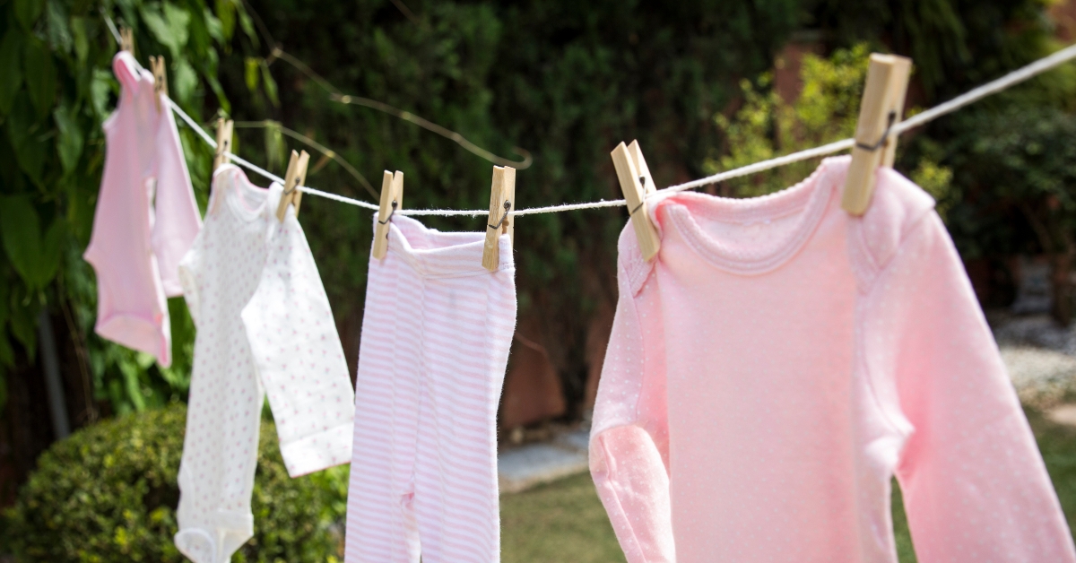 childrens clothes on the clothesline