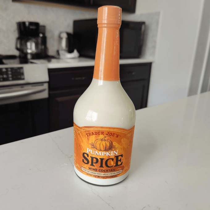 Pumpkin Spice Wine Cocktail