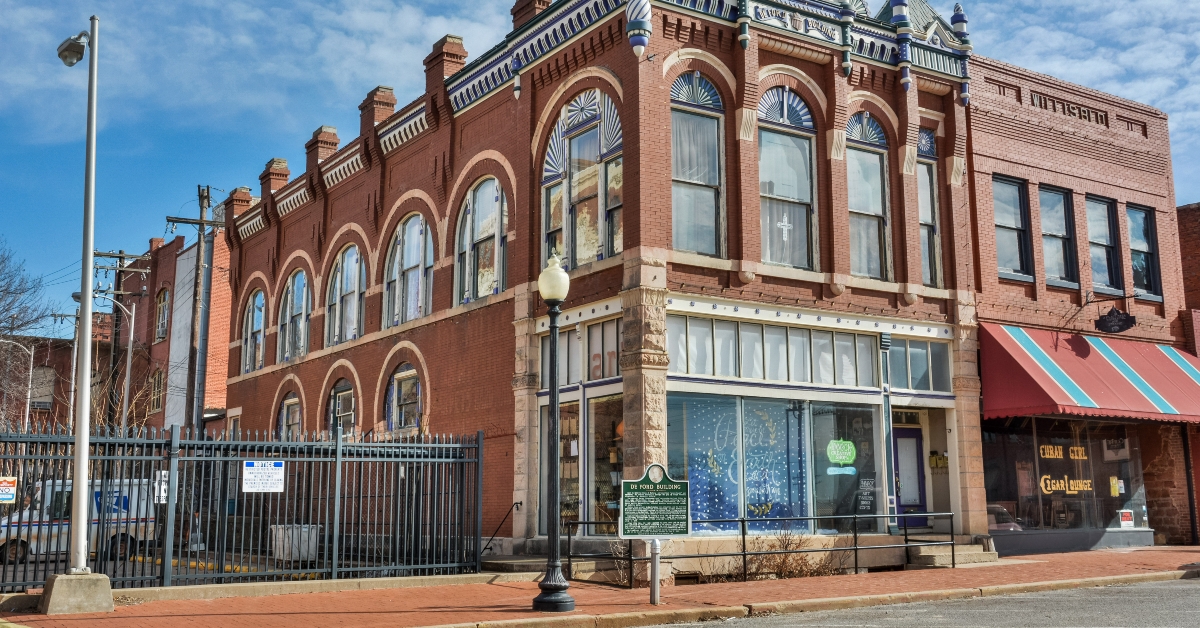 de ford building in guthrie